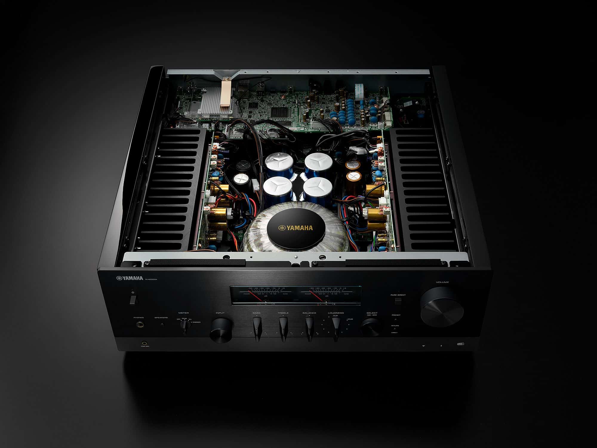 Yamaha R-N2000A zwart stereo MusicCast Receiver Versterker