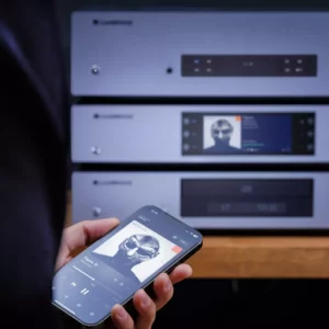 Lifestyle - Cambridge Audio CXA81 Mkii - Grijs - Stereo Versterker