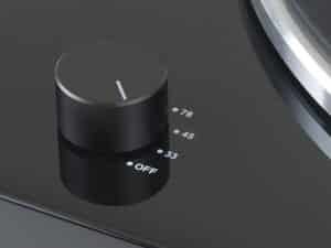 Music Hall MMF-1.3 turntable, piano black - side view